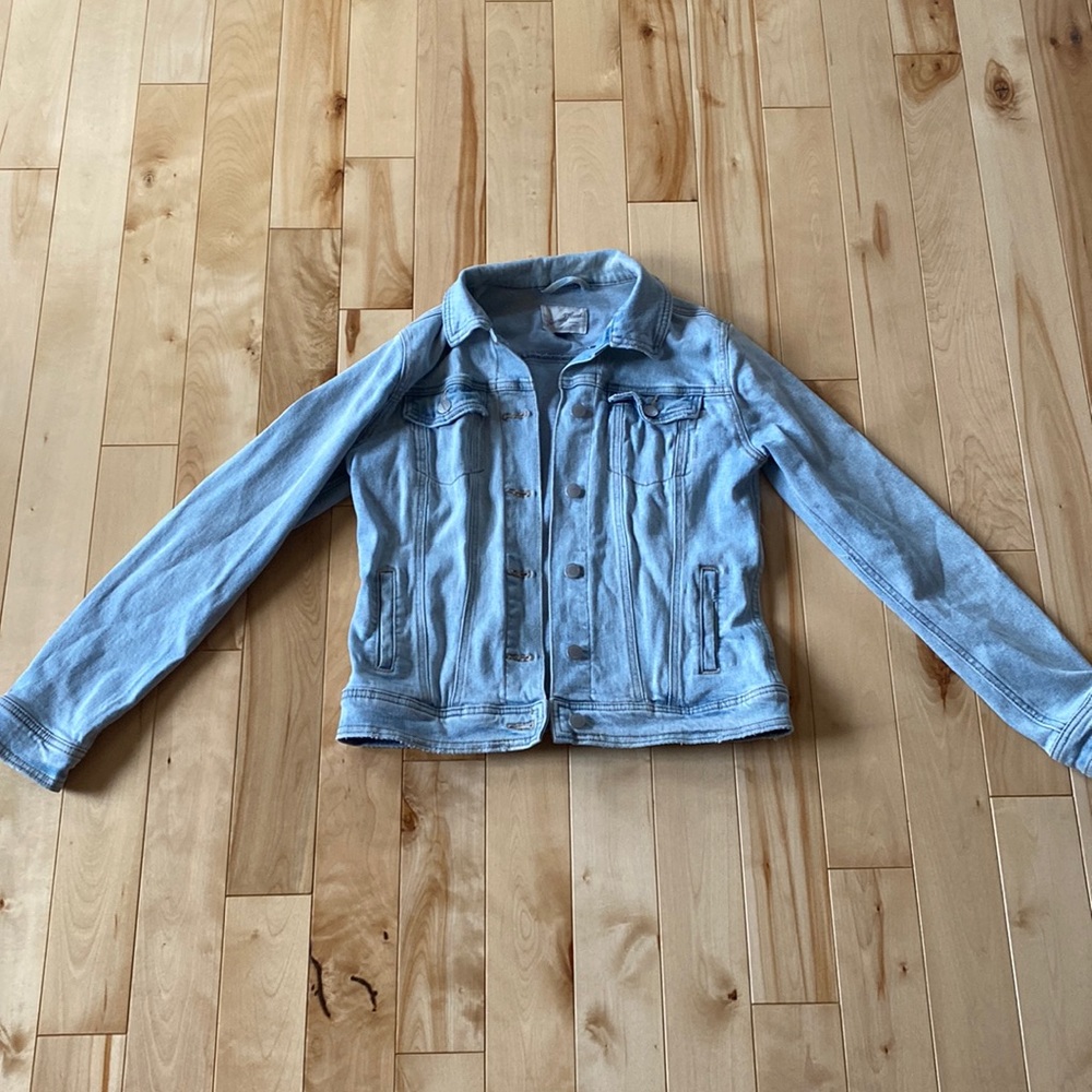 Women’s Denim Jacket